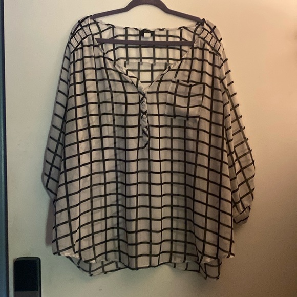 Torrid blouse - Picture 1 of 6
